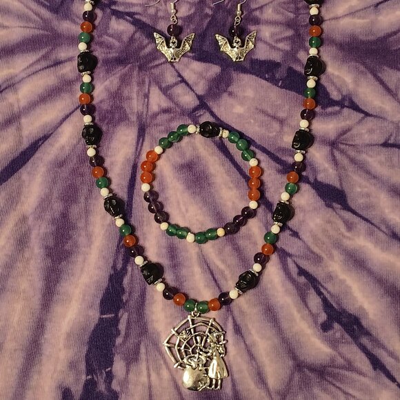 Handmade Halloween Gemstone Jewelry Set - Picture 2 of 11